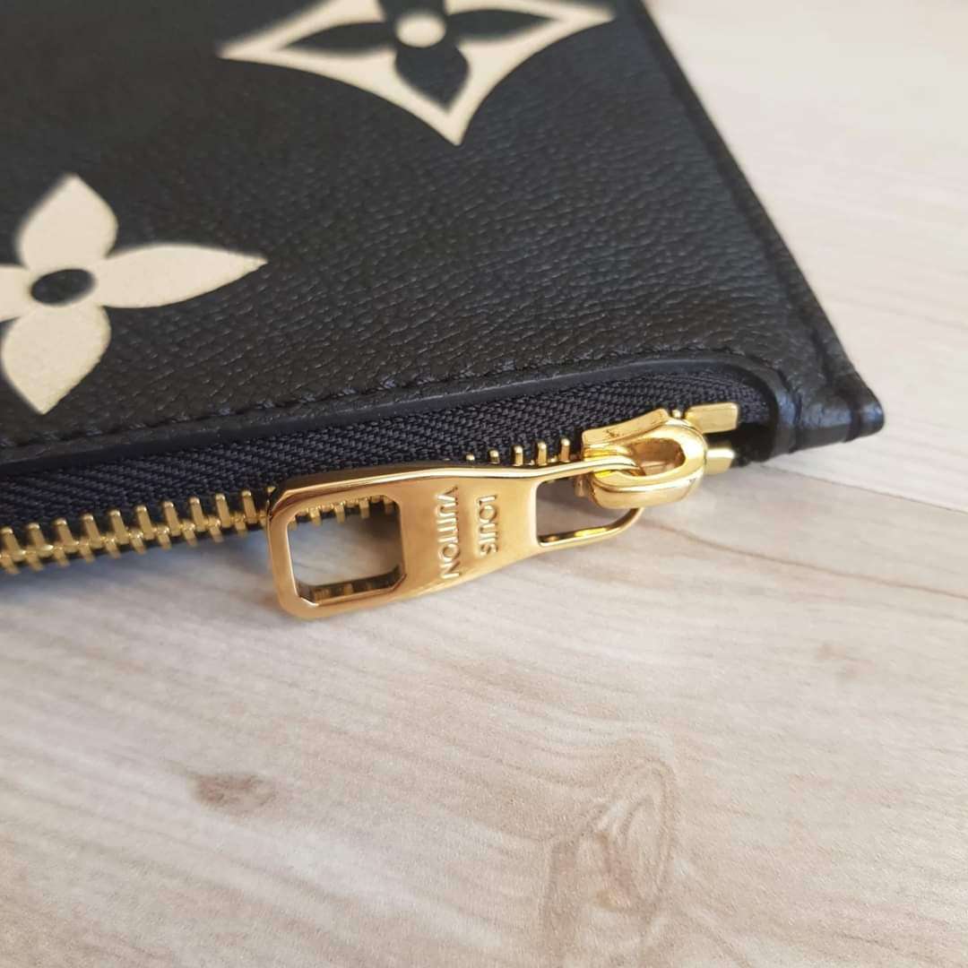 Pochette Empreinte