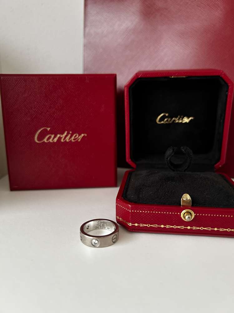 Cartier Love Ring se 3 diamanty