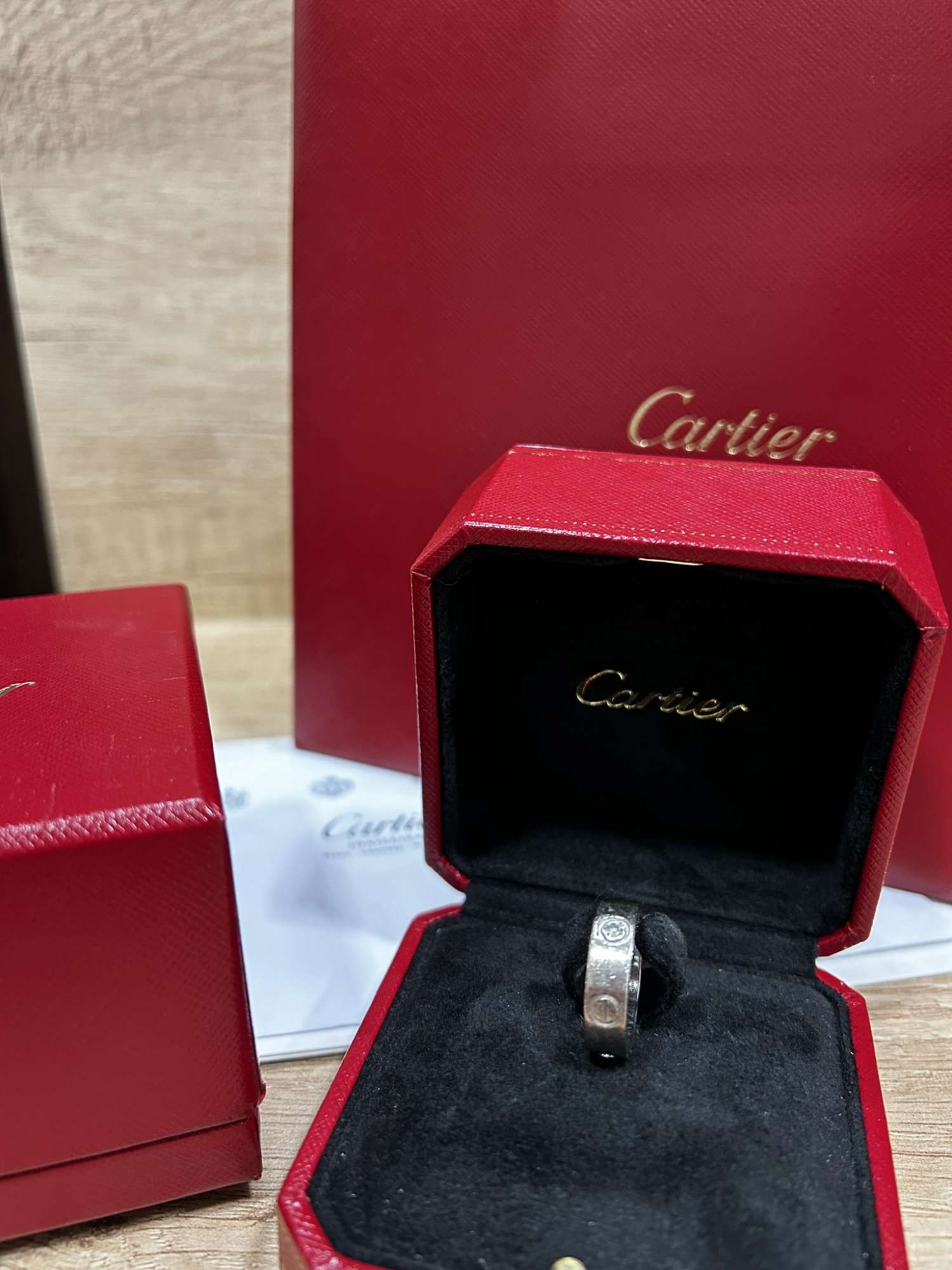 Cartier Love Ring se 3 diamanty