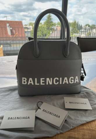 https://vipluxury.sk/Balenciaga kabelka