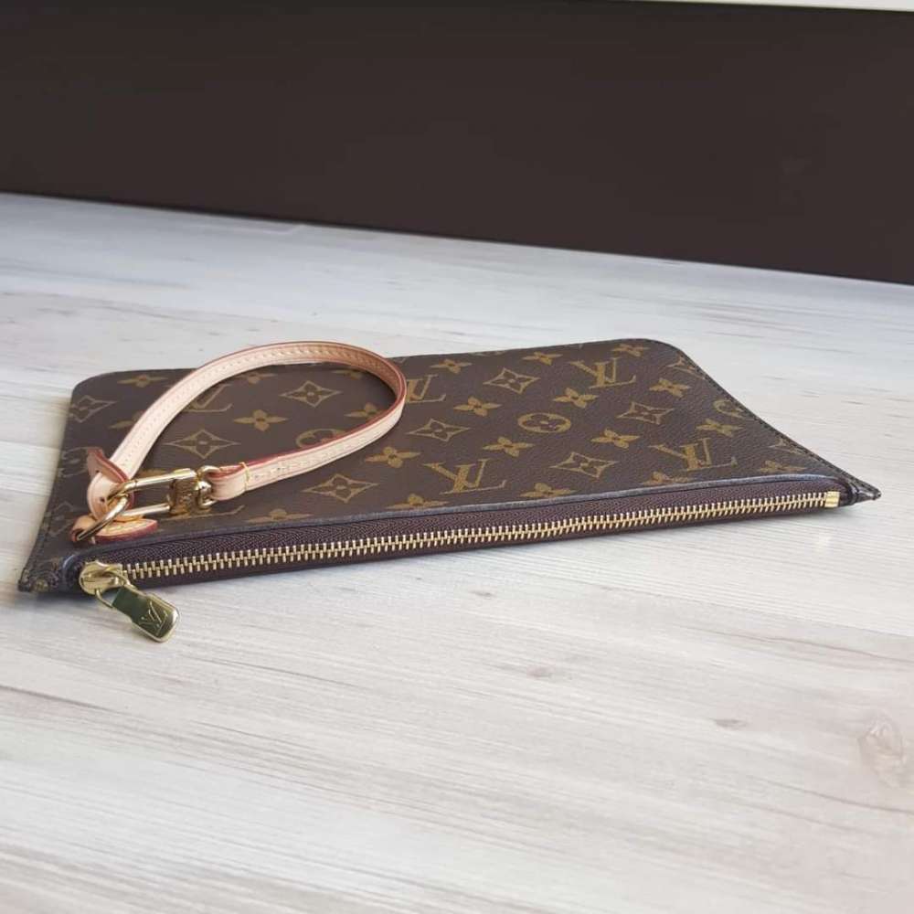 Louis Vuitton Pochette