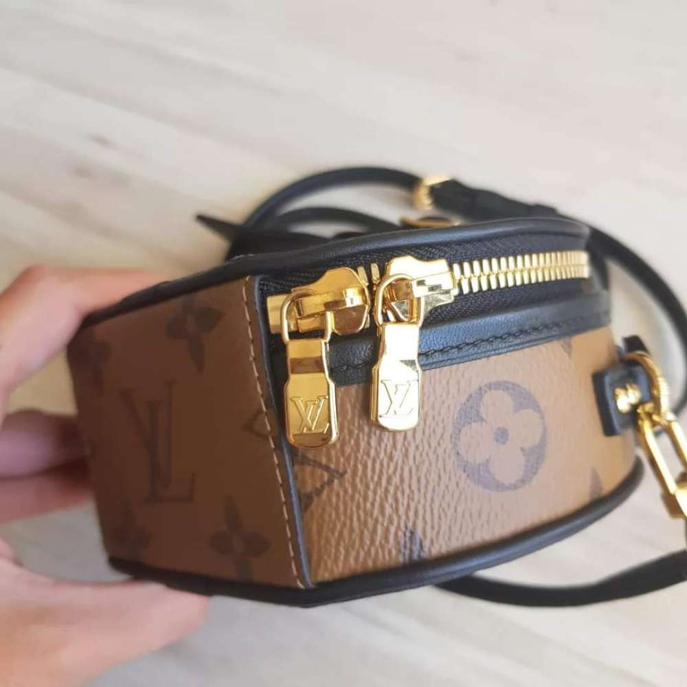 Louis Vuitton Chapeau Boite Reverse