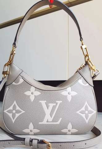 https://vipluxury.sk/Louis Vuitton Hobo Bagatelle