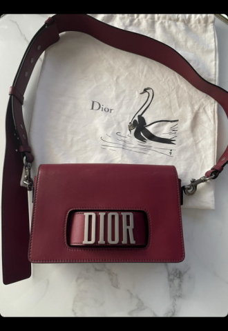 https://vipluxury.sk/Dior