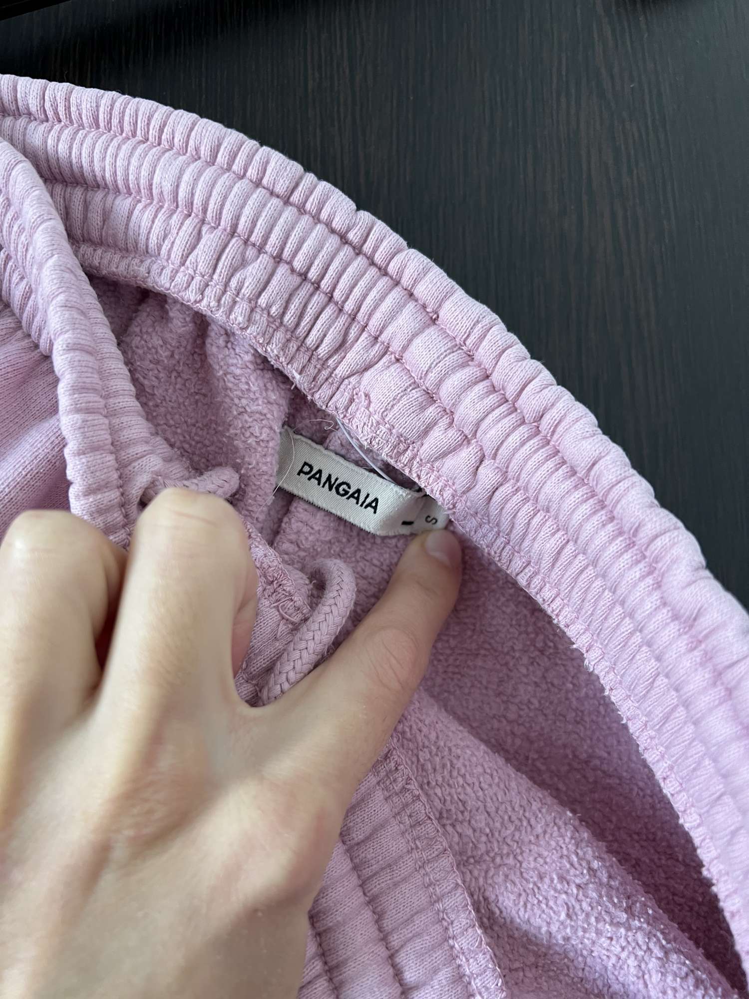 Pangaia bledoružová tepláková súprava