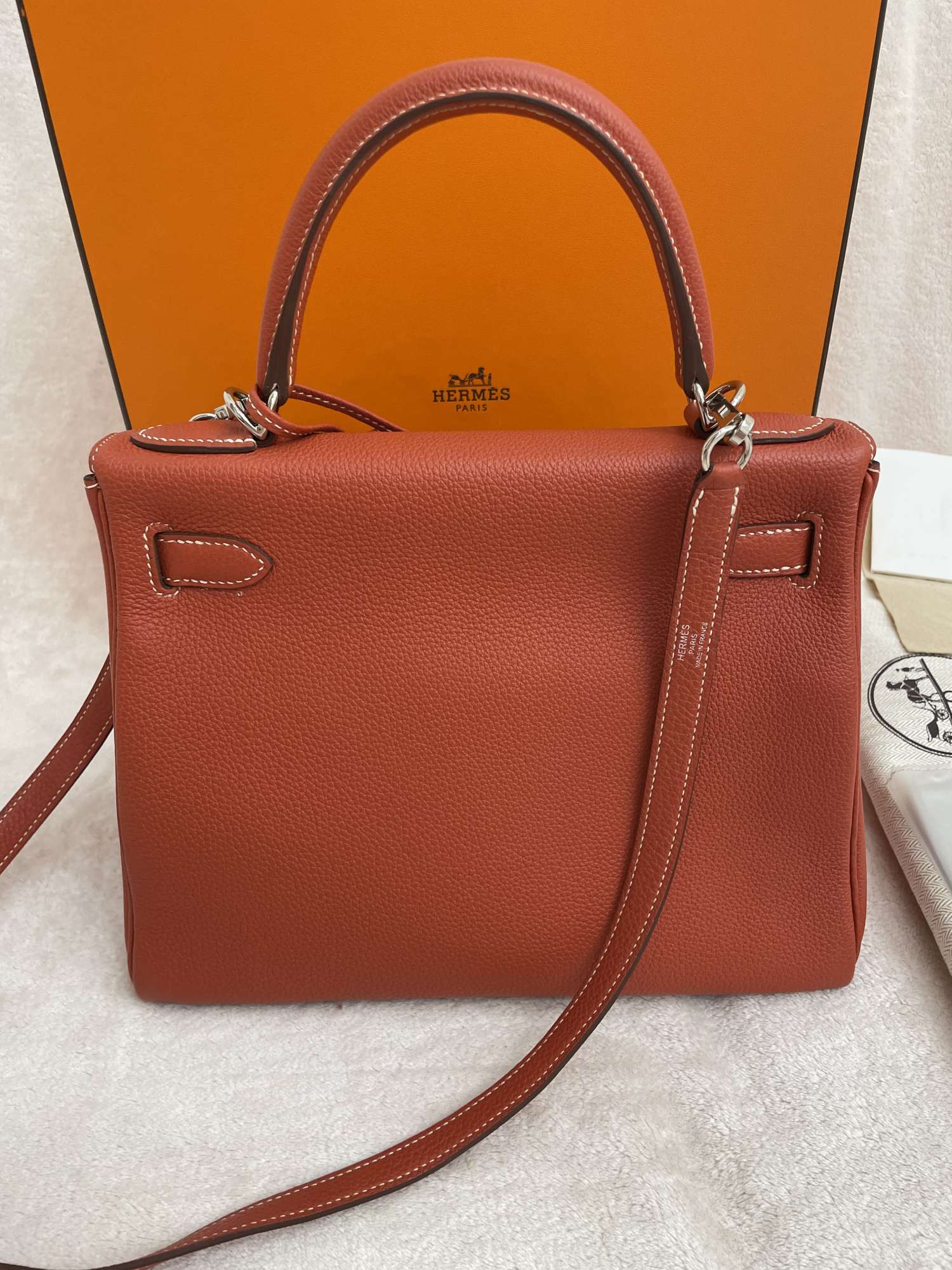 Hermes Kelly 28