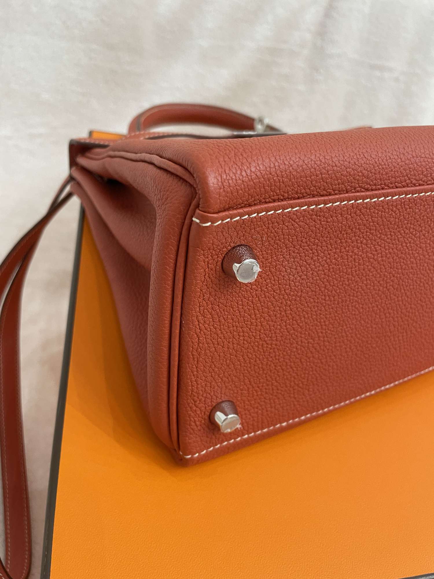 Hermes Kelly 28