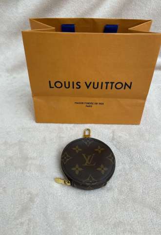 https://vipluxury.sk/Louis Vuitton mincovnik/klucenka