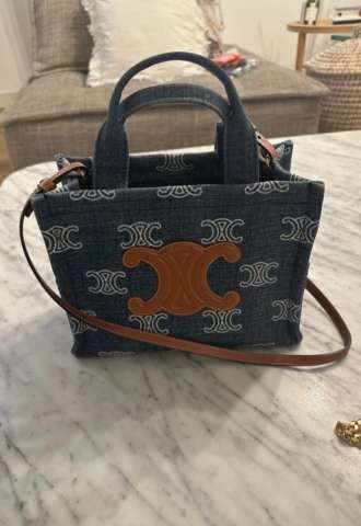 https://vipluxury.sk/Celine tote bag