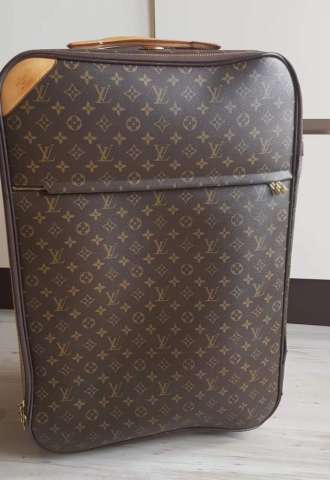 https://vipluxury.sk/Louis Vuitton Pegase 70