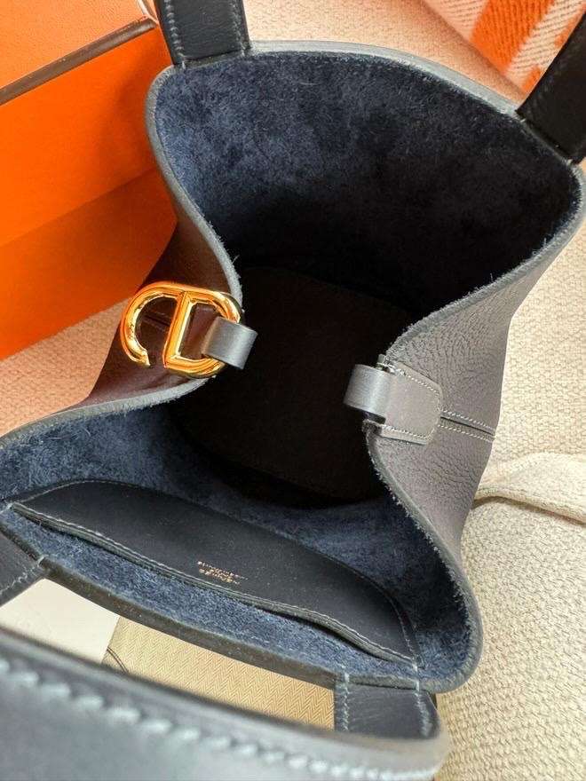 Hermes Loop bag