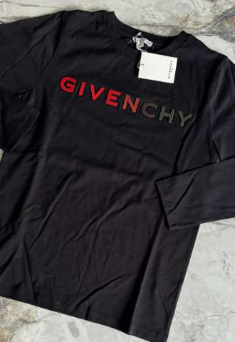 https://vipluxury.sk/Givenchy tricko