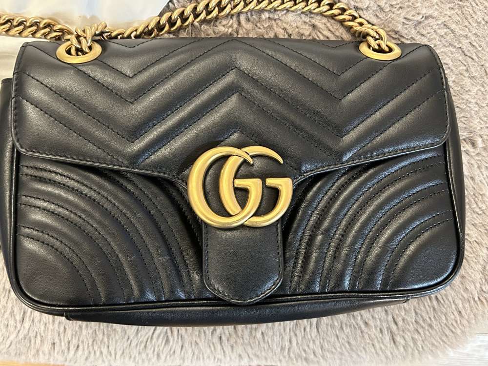 GUCCI GG Marmont leather shoulder bag