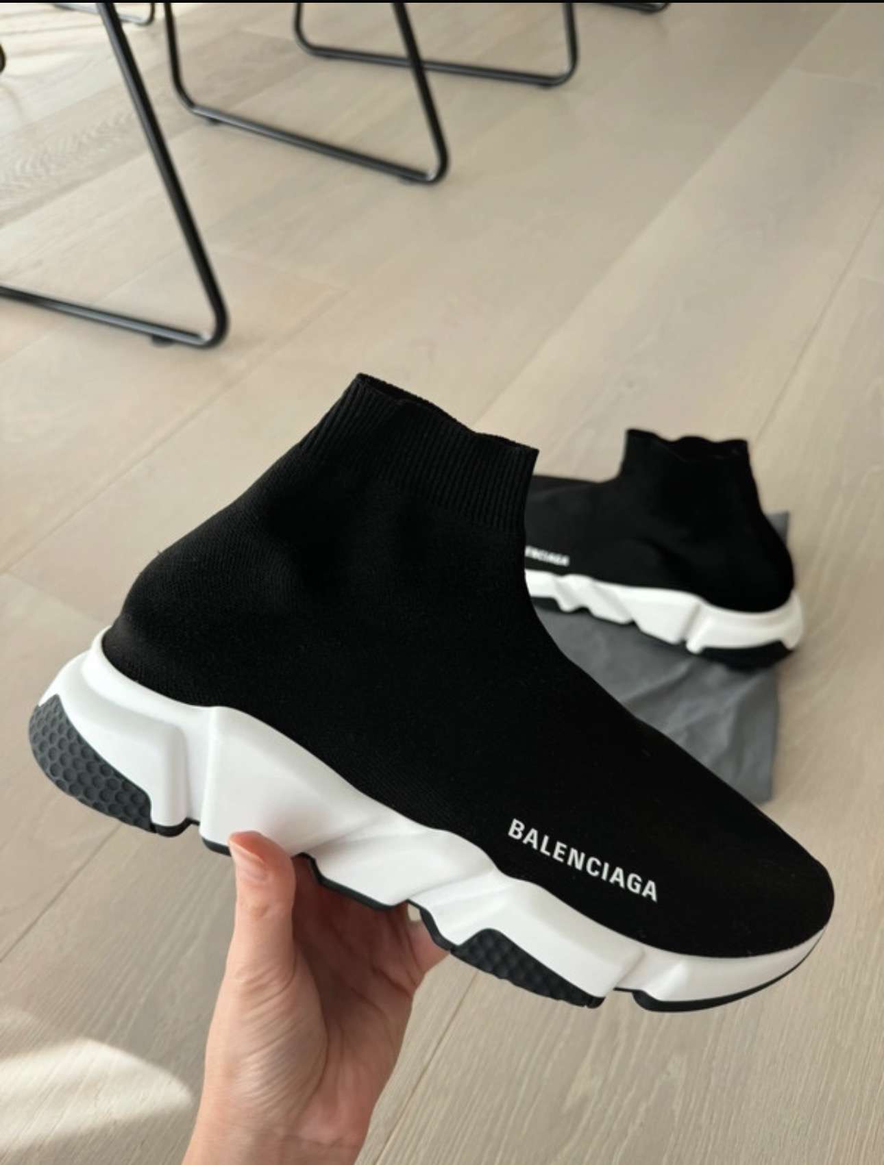 Balenciaga sneakers VIP LUXURY