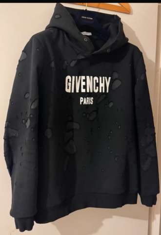 https://vipluxury.sk/Givenchy mikina