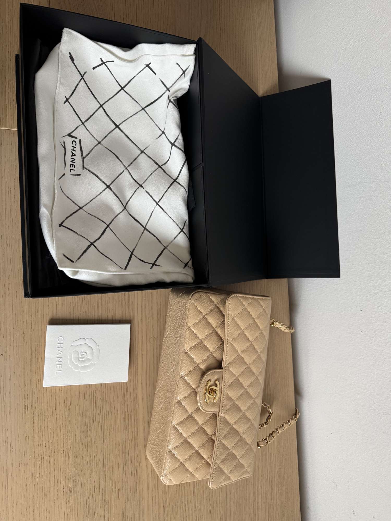 Chanel flapbag medium caviar