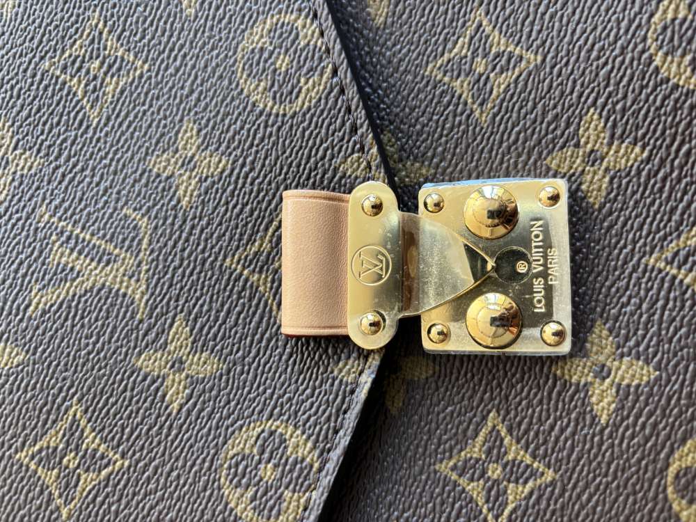 Louis Vuitton Metis