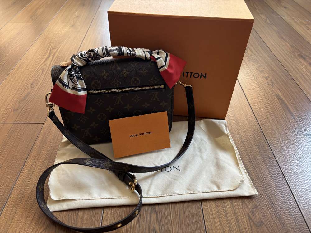 Louis Vuitton Metis