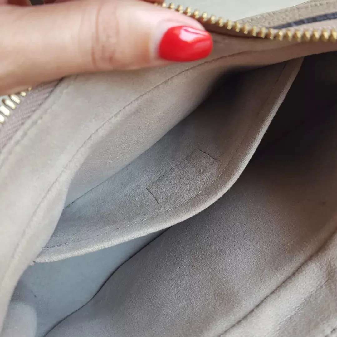 Louis Vuitton Bagatelle Hobo