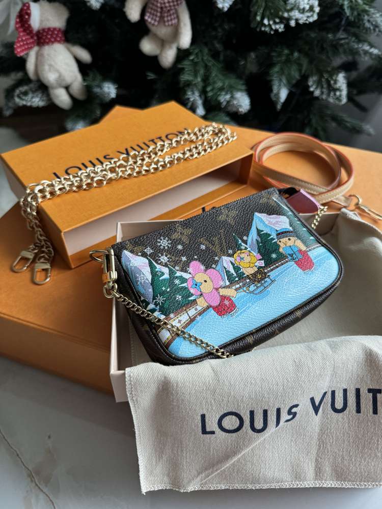 Louis Vuitton pochetka + retiazka + strap