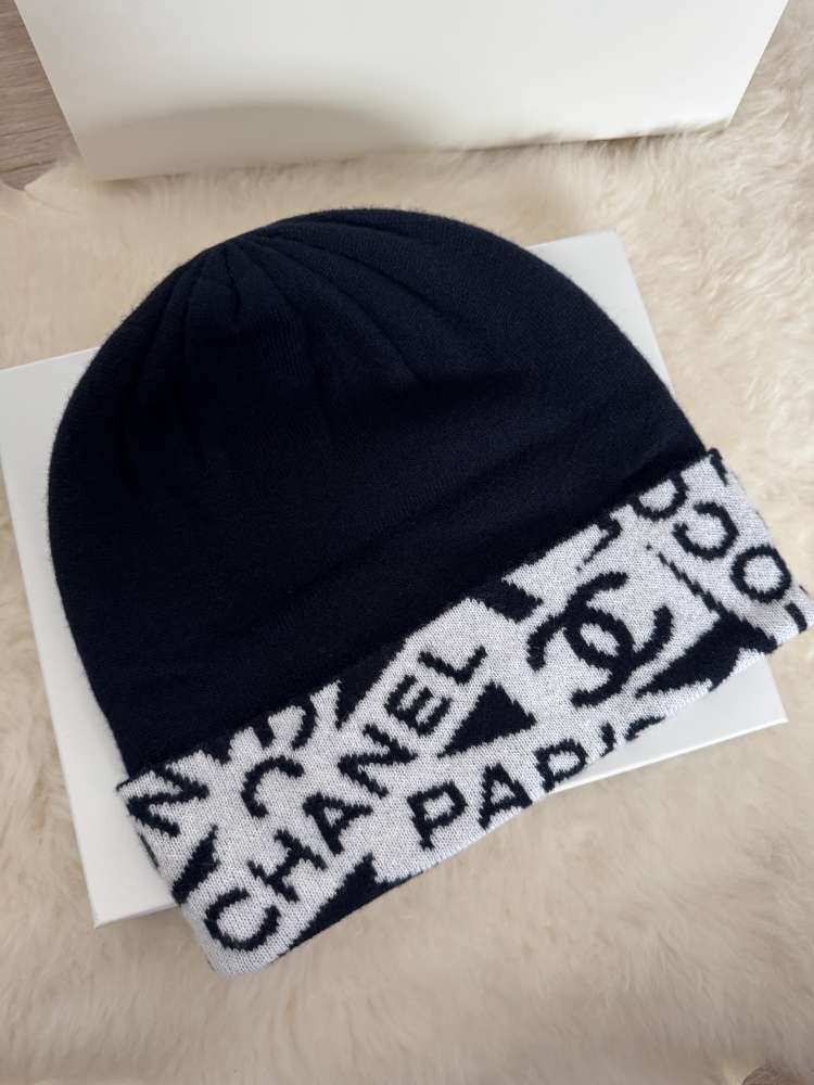 Chanel čiapka- nová, nenosená