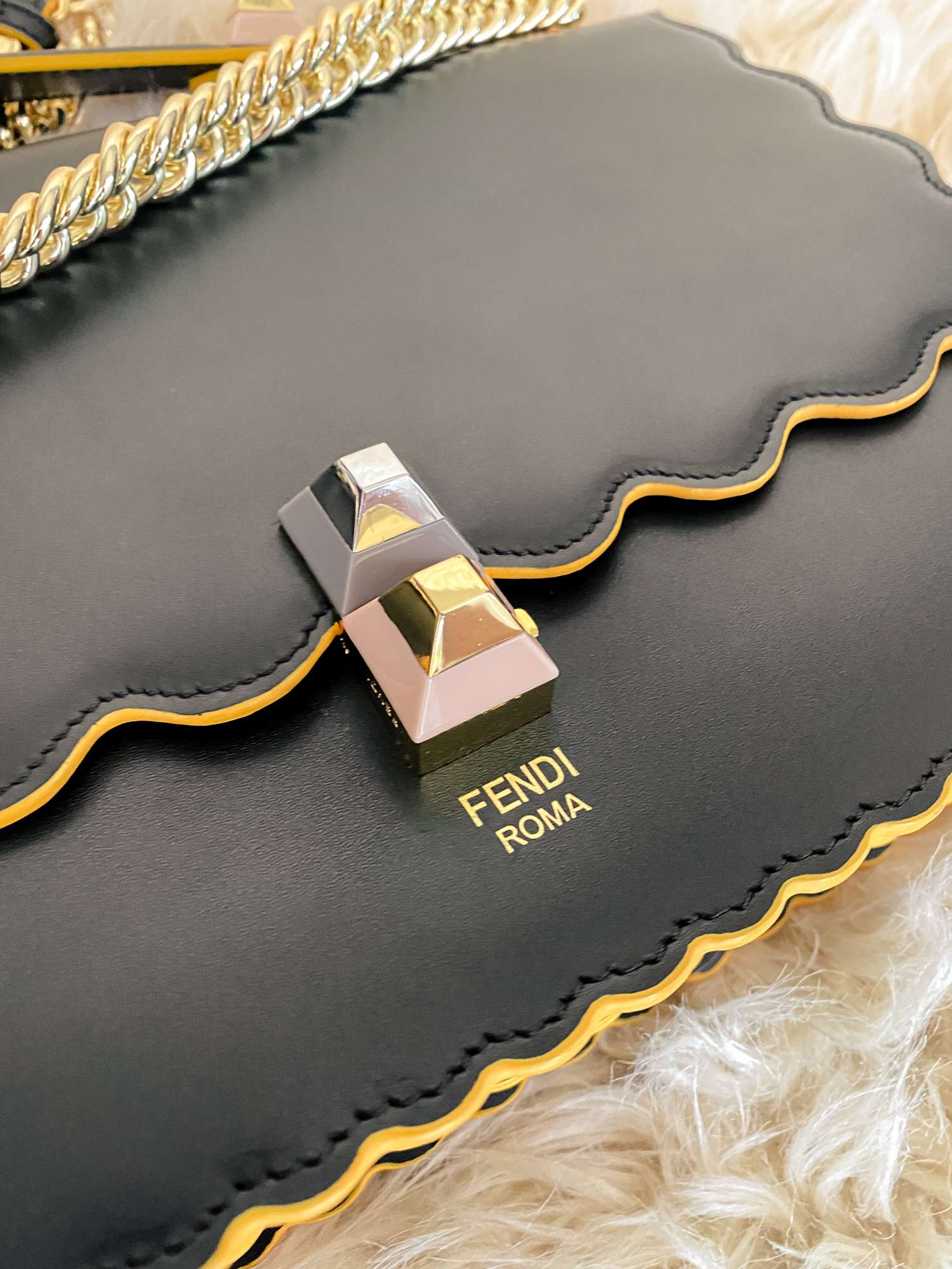 Fendi Kan I Medium