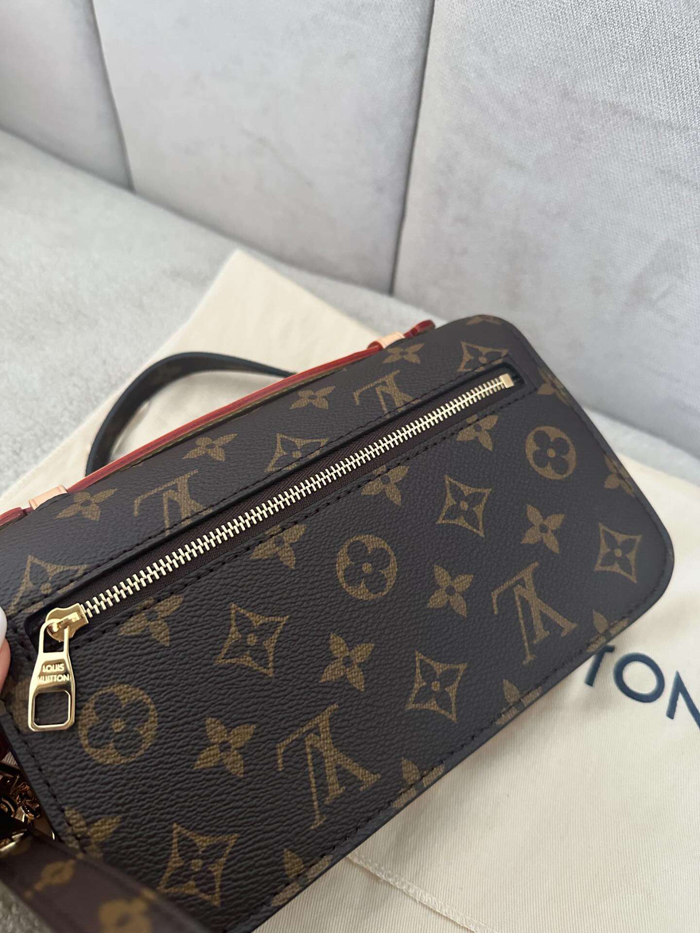 Louis Vuitton metis