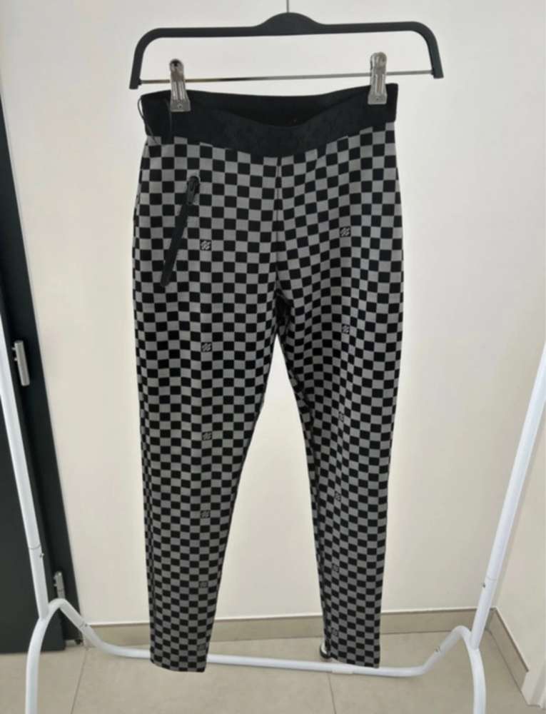 Louis Vuitton legíny