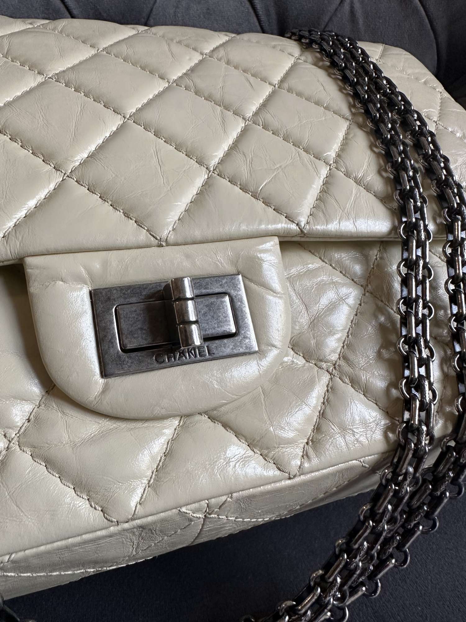 Chanel 2.55