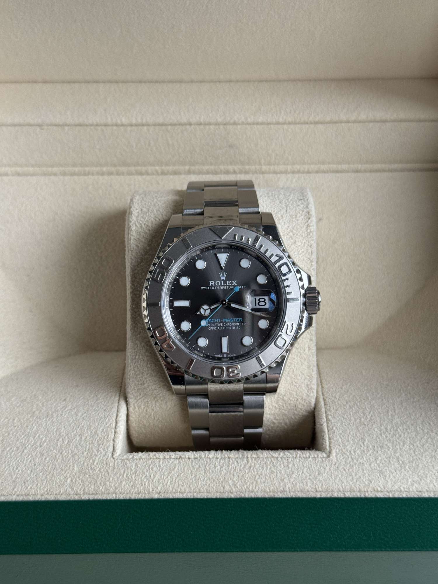 Rolex Yacht-Master 40, Top stav, nikdy neleštené