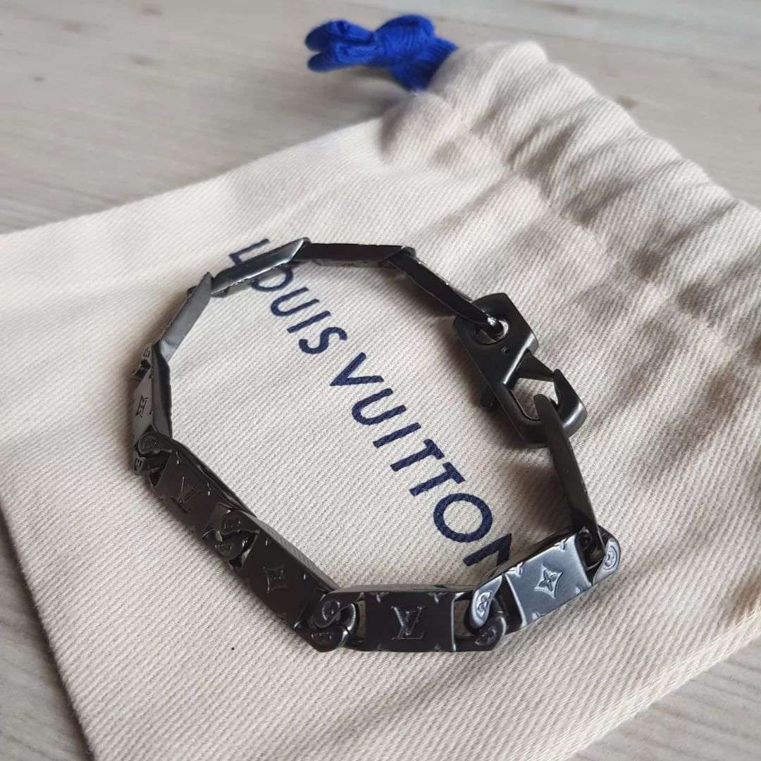 Louis Vuitton Tied Up