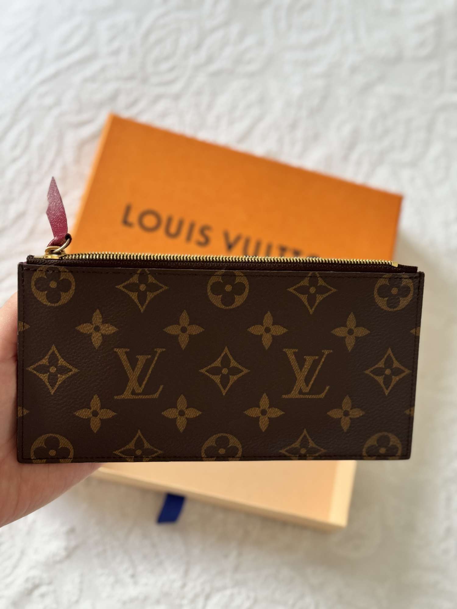 louis vuitton pochetka