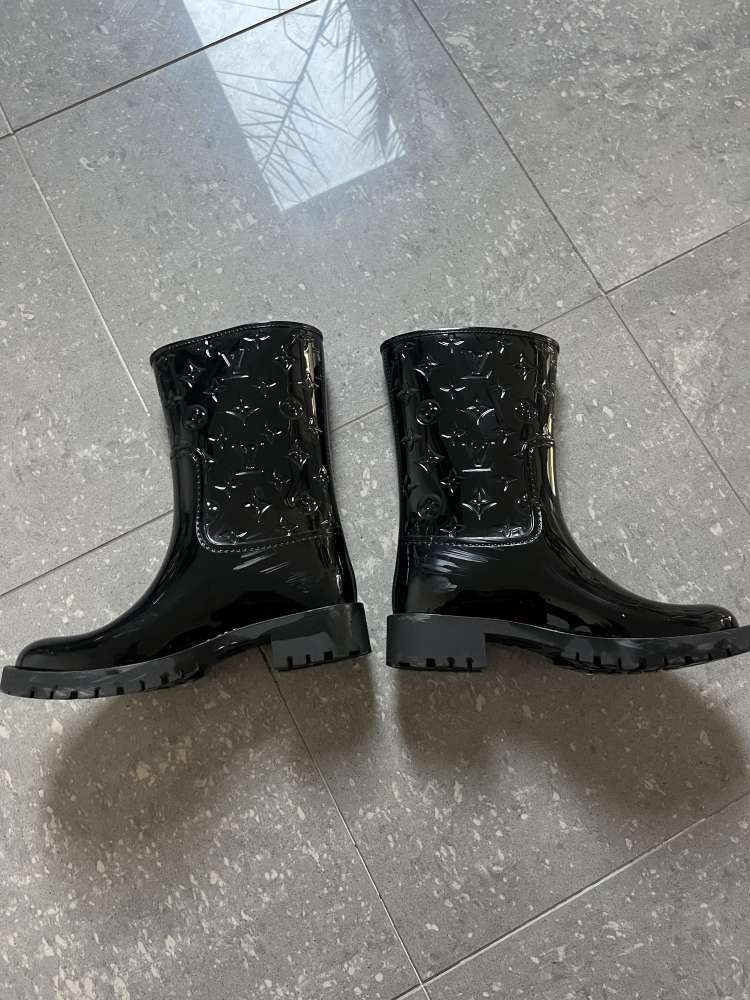 Louis Vuitton čizmy v.36