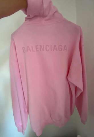 https://vipluxury.sk/Balenciaga oversize mikina