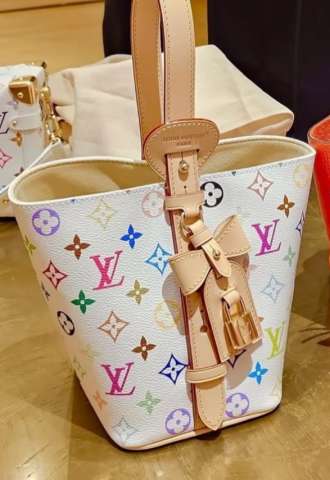 https://vipluxury.sk/Louis Vuitton kabelka