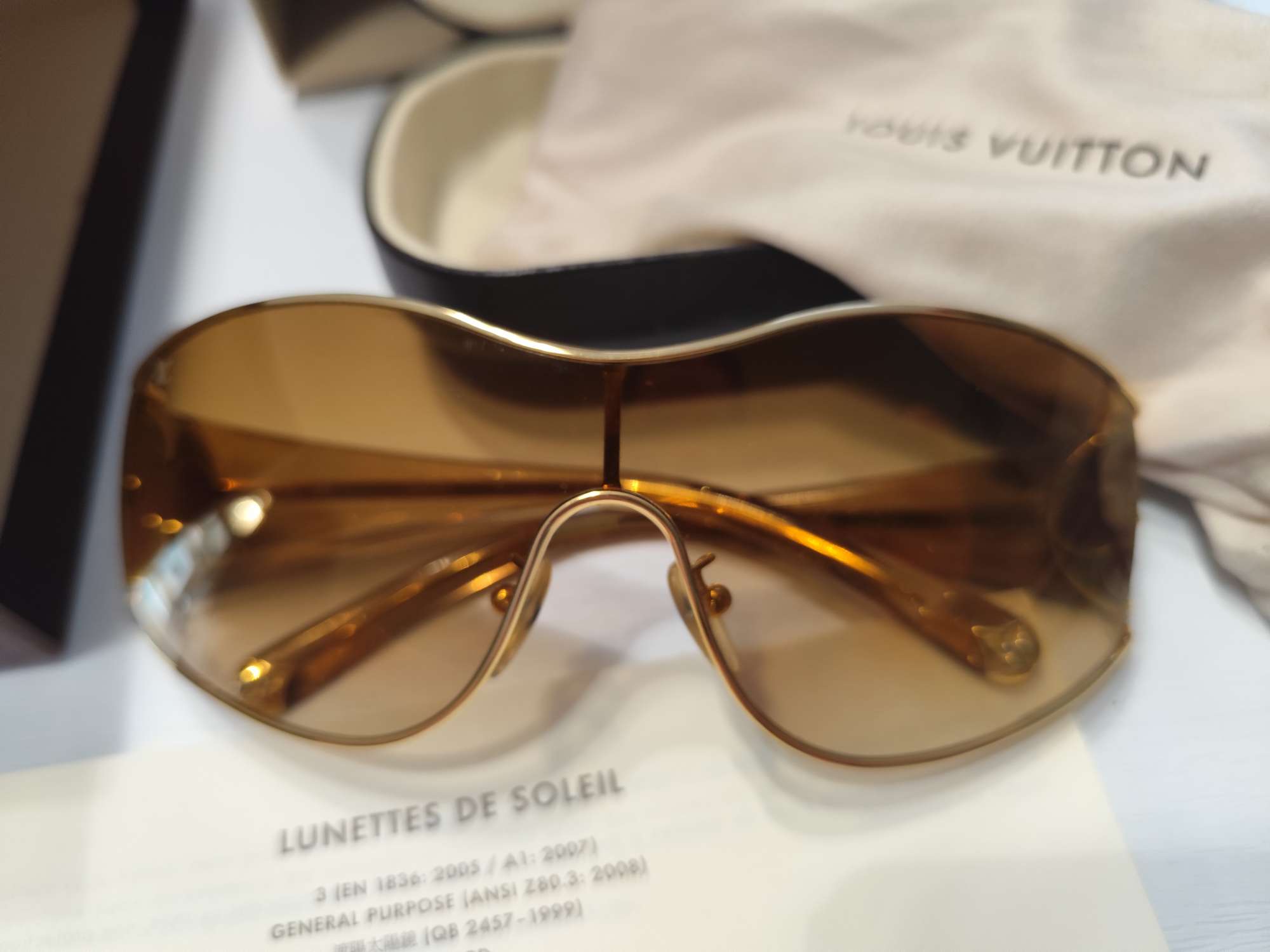 Louis Vuitton okuliare