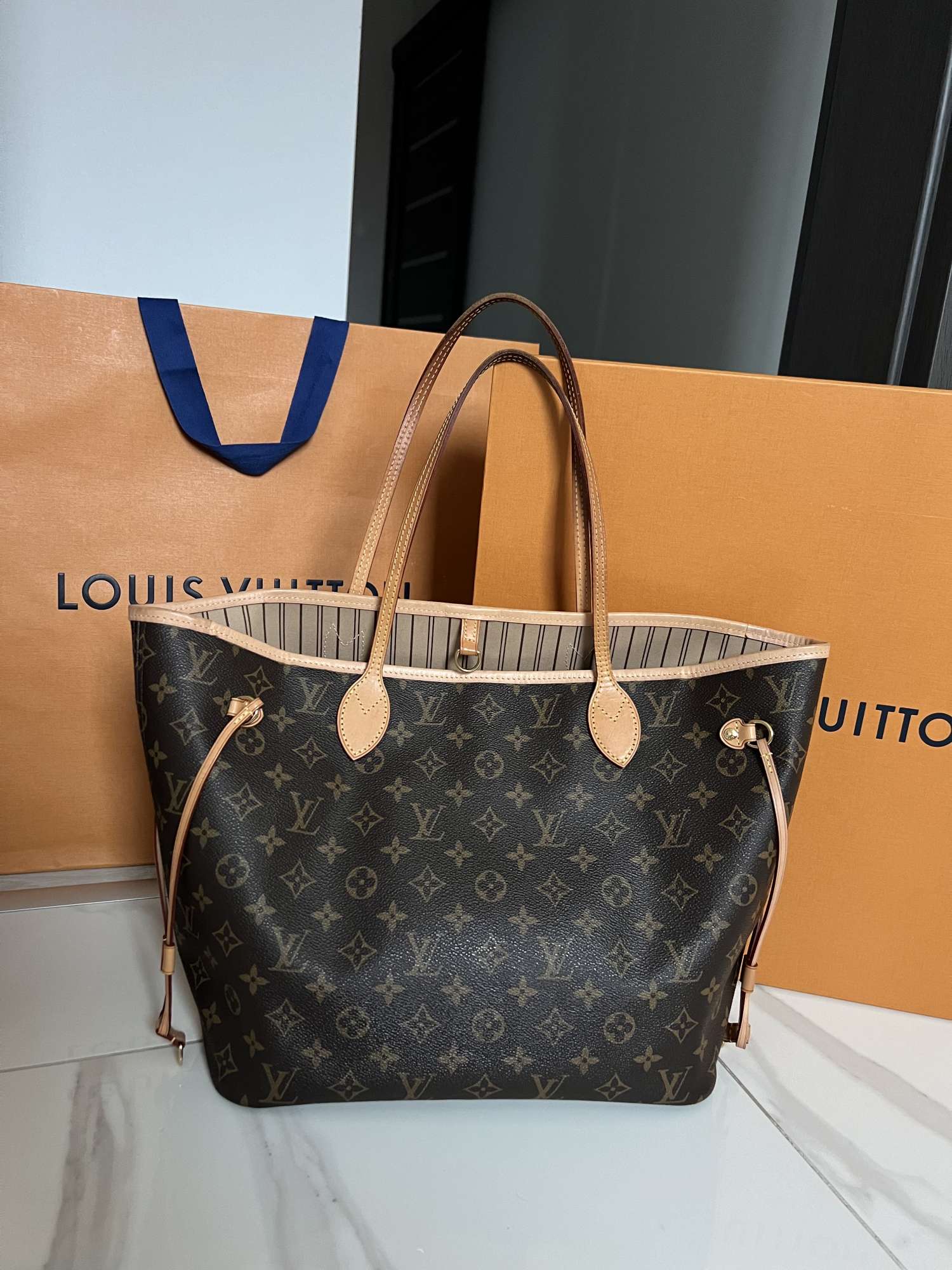 Louis Vuitton Neverfull MM