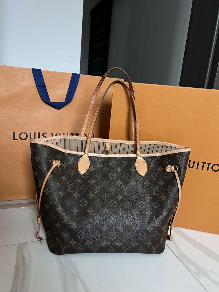Louis Vuitton Neverfull MM