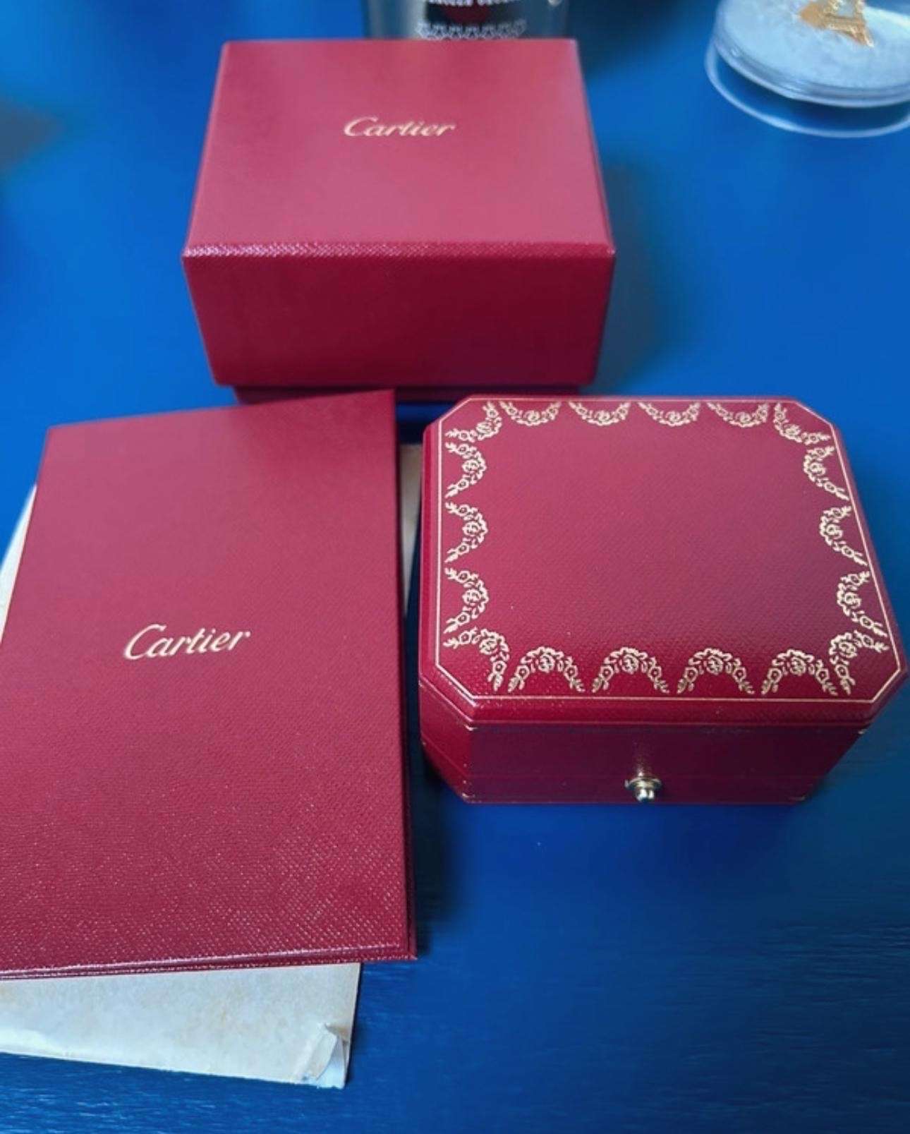 Cartier naušnica