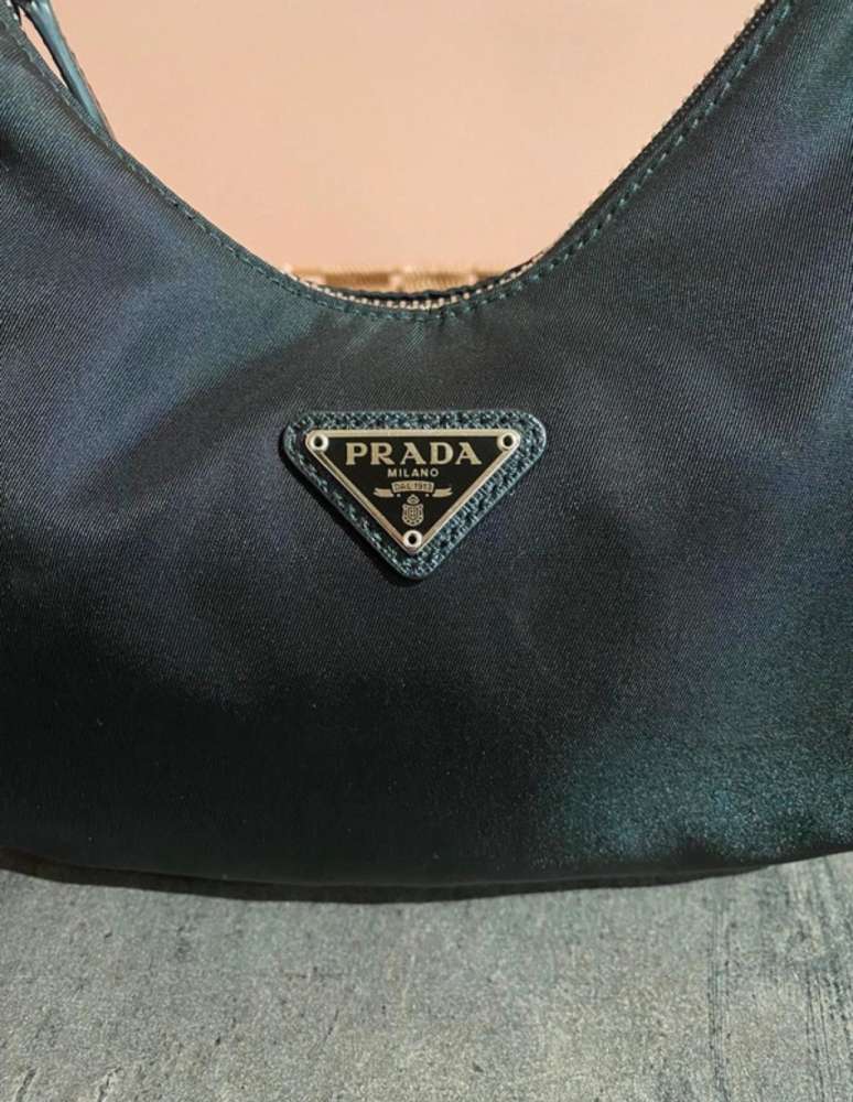 Prada kabelka