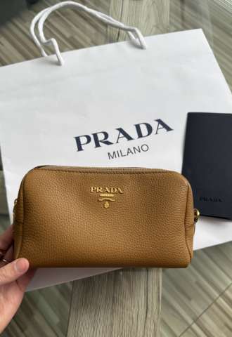 https://vipluxury.sk/Prada kosmetická taška