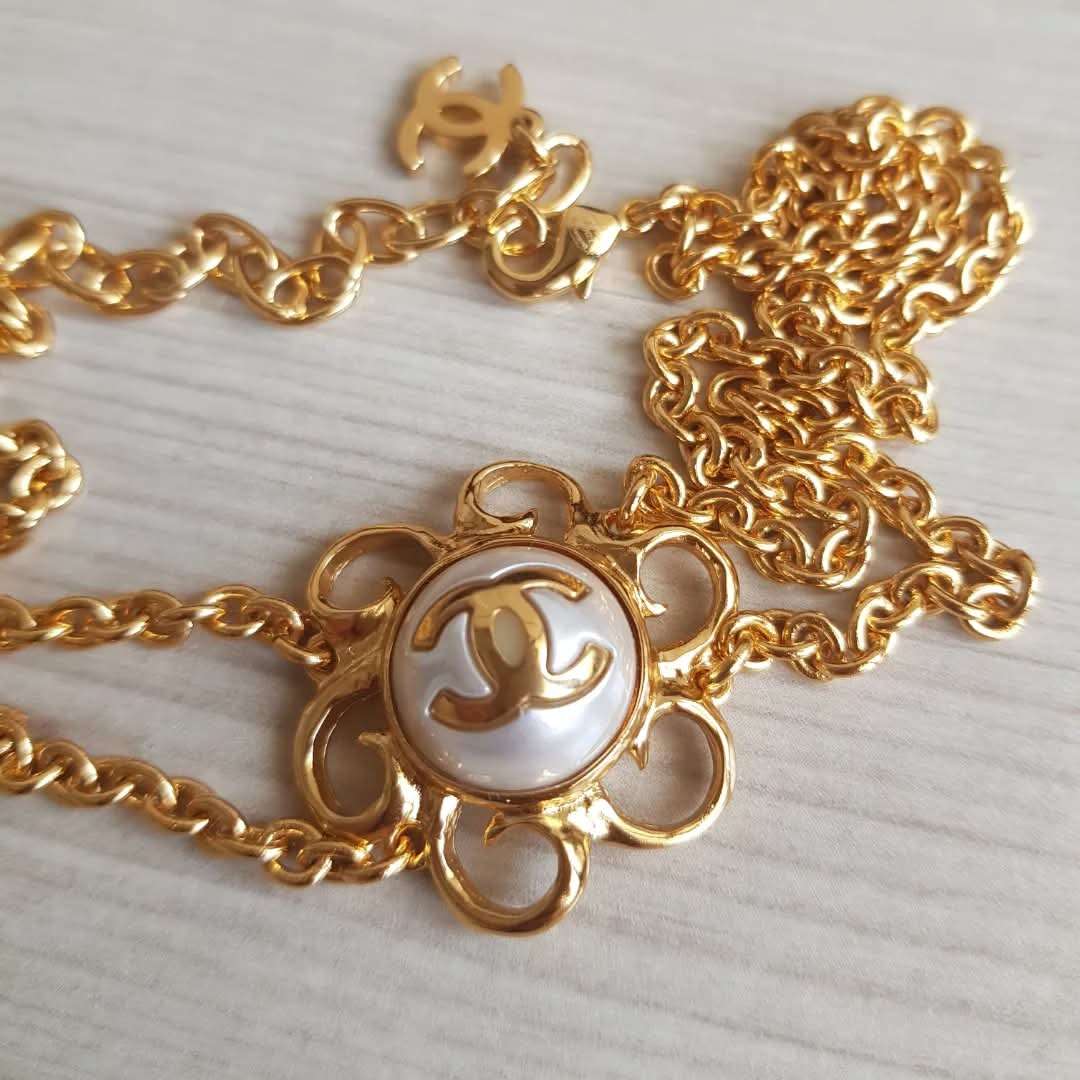 Choker Chanel