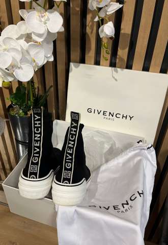 https://vipluxury.sk/Givenchy tenisky