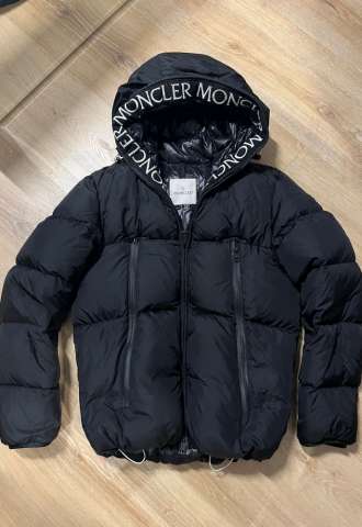 https://vipluxury.sk/Moncler bunda