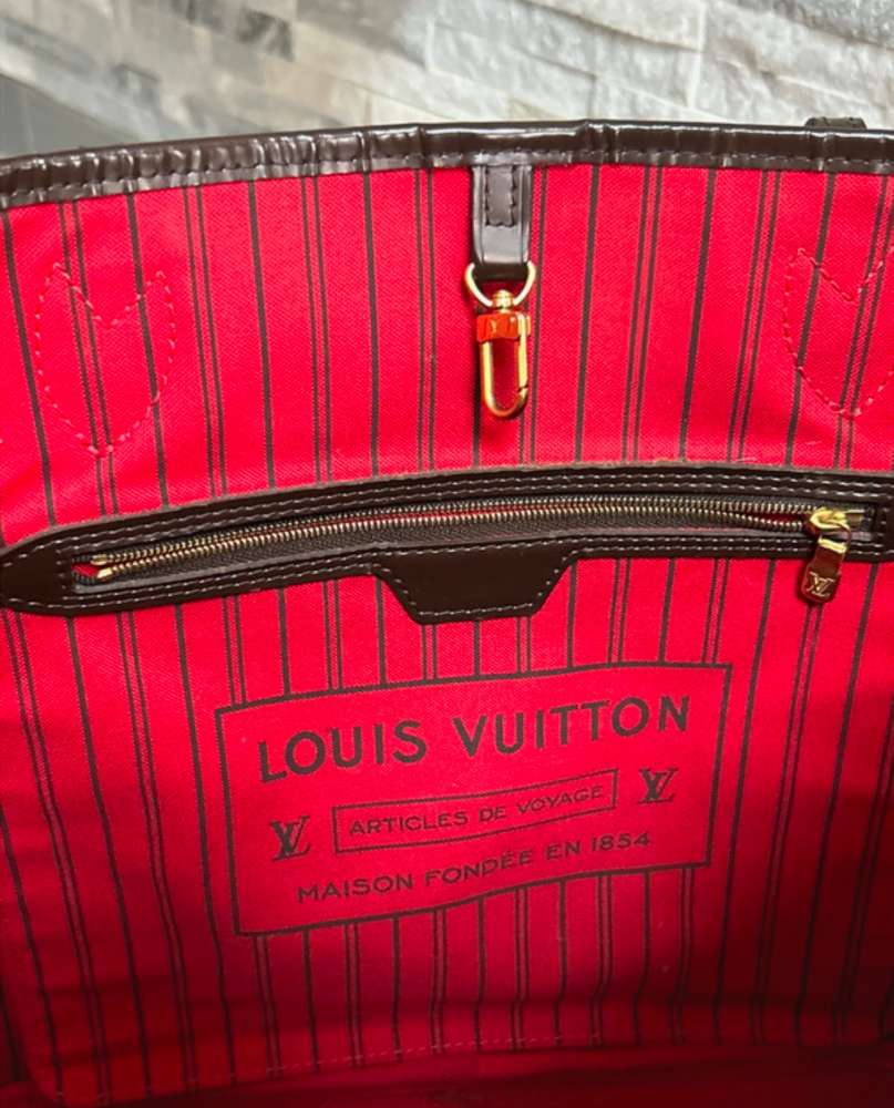 Louis Vuitton Neverfull