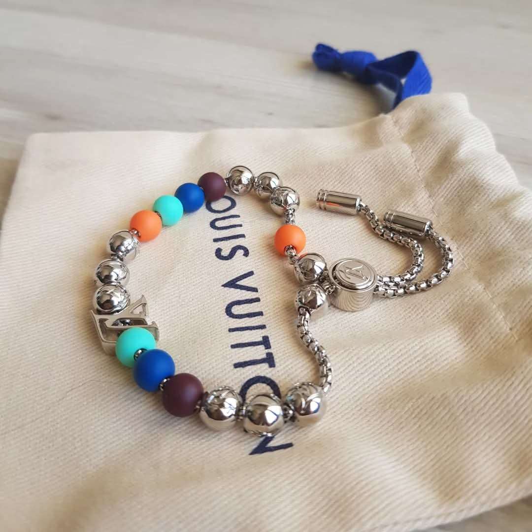 Louis Vuitton Naramek