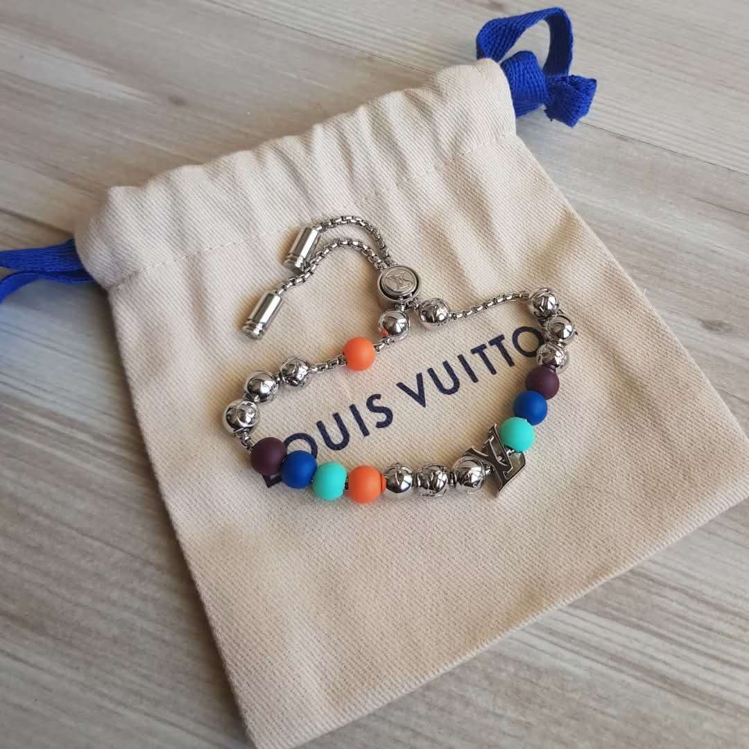 Louis Vuitton Naramek