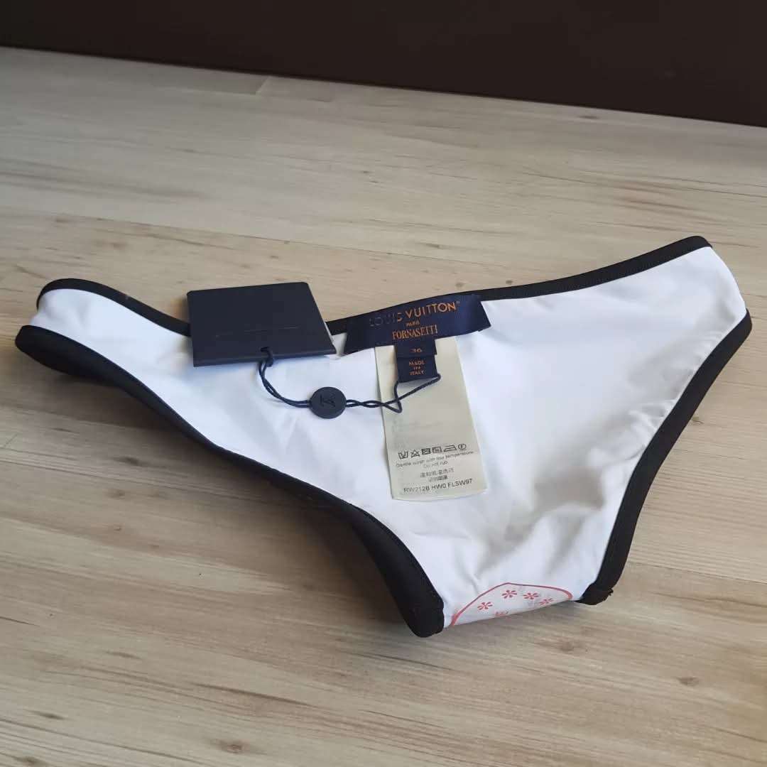 Louis Vuitton Bikini Slio