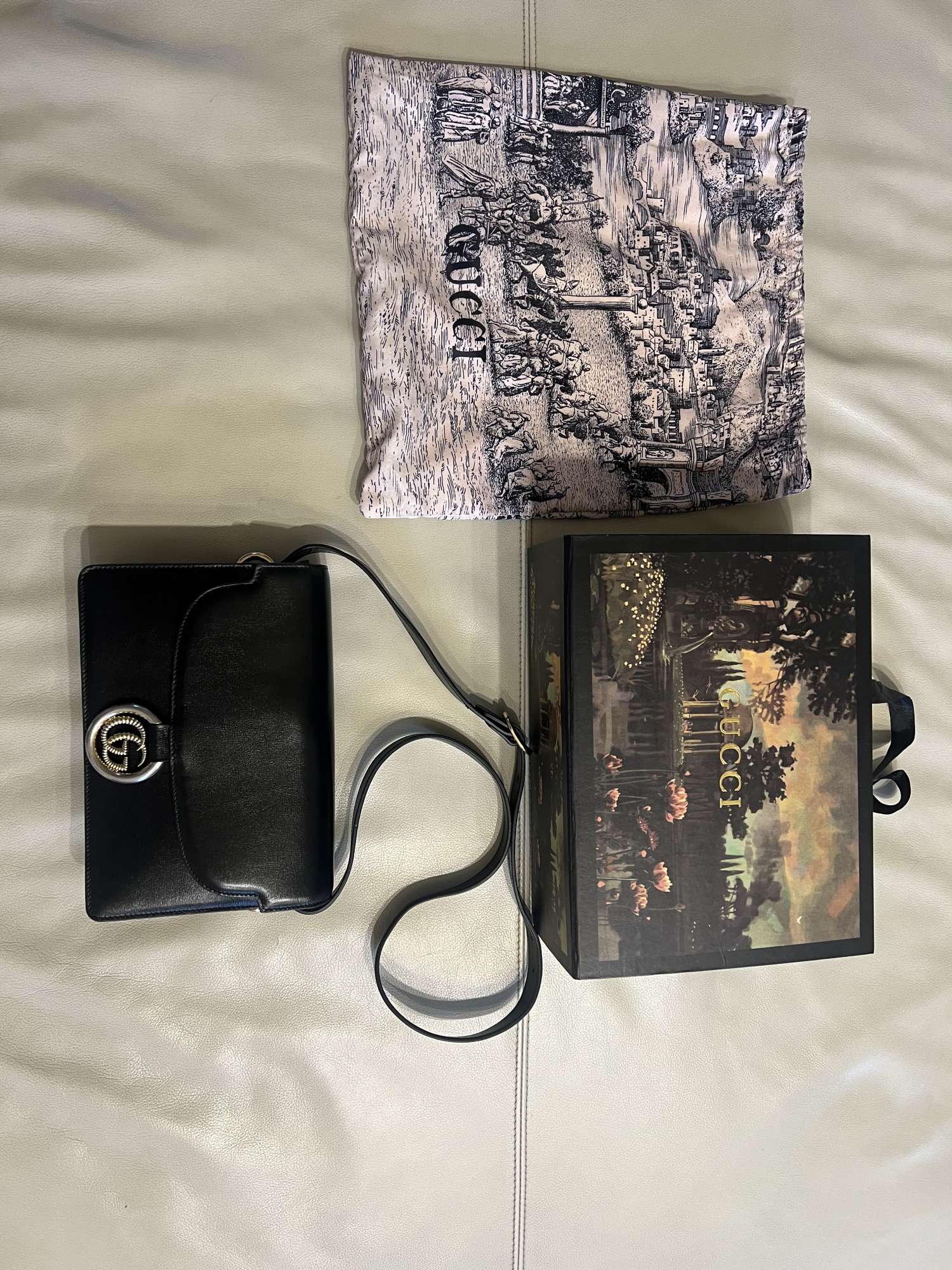 GUCCI GG Ring kabelka crossbody