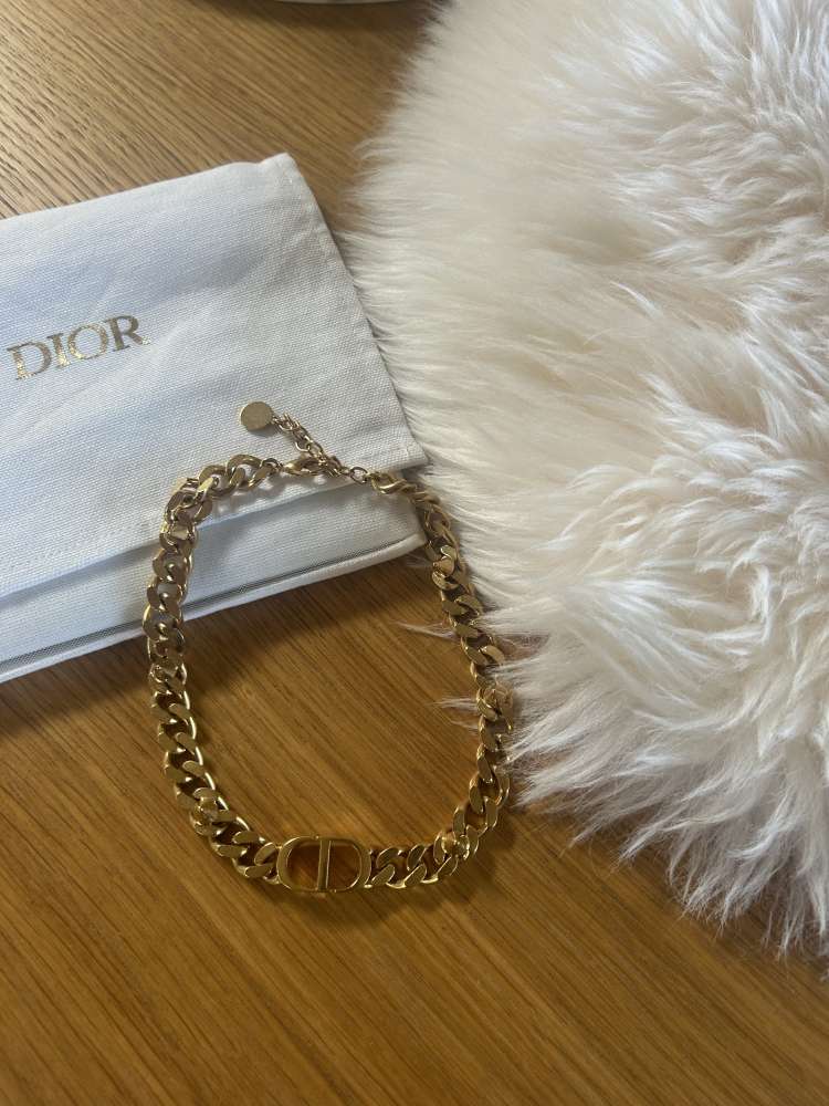 Dior náhrdelník